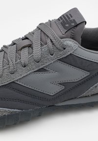 New Balance RC30 UNISEX - Matalavartiset tennarit - grey