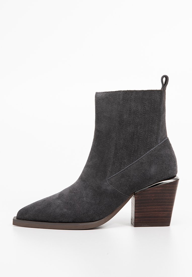 Botines