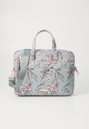Bolsa para portátil azul claro con patrón floral rosa, doble asa y correa ajustable para el hombro, bolsillo delantero cerrado con cremallera.