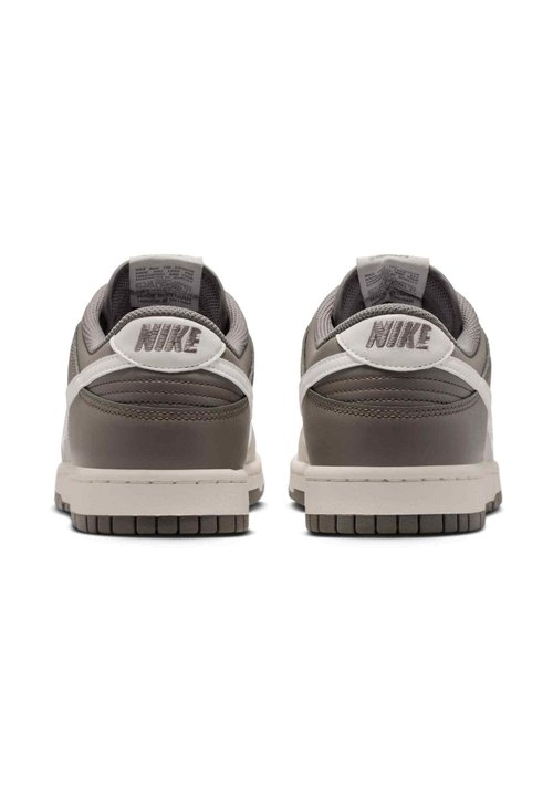 Nike SPORTSWEAR MEN'S SHOES DUNK LOW RETRO - Trainers - college grey cave stone phantom cream ii — photo 4