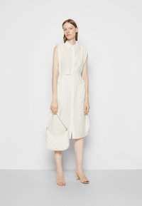 YAS Tall YASSWATIA DRESS ICON - Vestido camiseiro - star white