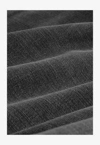 Wybrany, washed black