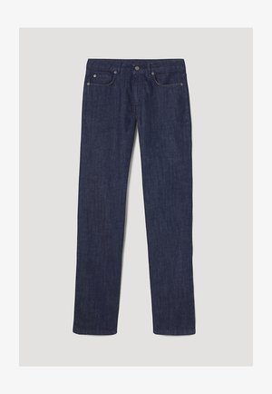 Jeans en denim bleu foncé à coupe droite, dotés de cinq poches, d'un bouton en métal et de coutures discrètes. Texture lisse.