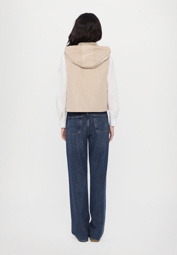 GILET NARII - Waistcoat - sand2
