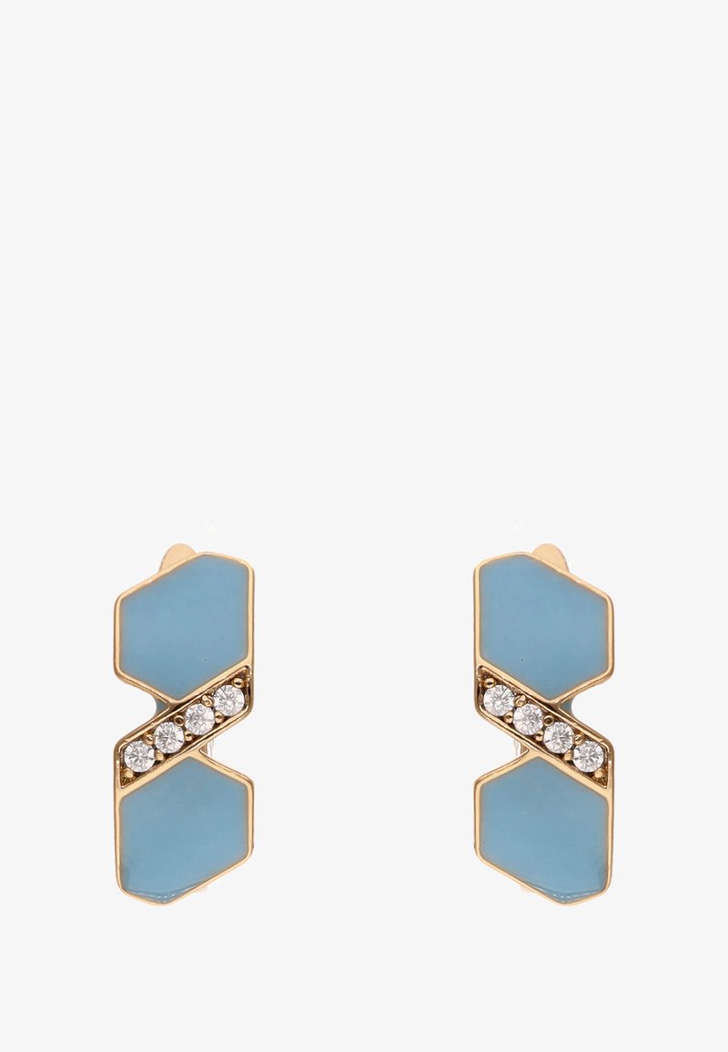 Arany színű geometrikus fülbevalók világoskék zománc díszítéssel és egy sor átlátszó kristállyal a részletek fokozásáért.
