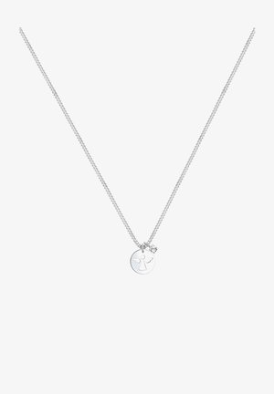 Sølv halskæde med en delikat kæde, der har en cirkulær vedhæng med et englemotiv og en lille krystalaccent.