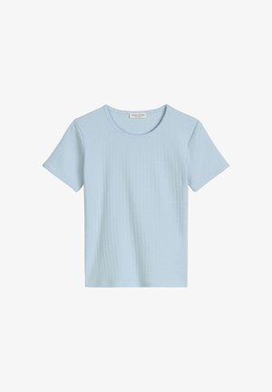 Jasnoniebieski, prążkowany, bawełniany t-shirt z krótkim rękawem, okrągłym dekoltem i metką marki wewnątrz kołnierza.