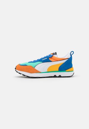 Puma RIDER FV FUTURE VINTAGE - Sneakers basse - biscay green/vibrant orange