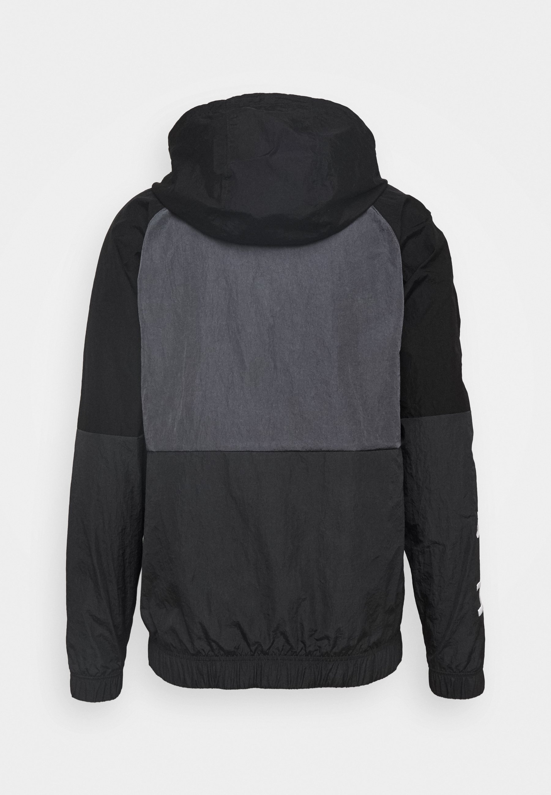 nike jackets under 2000