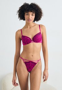 Ann Summers - Stringi