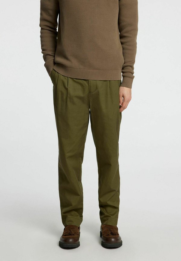 CROP ADAM PLEAT - Stoffhose - khaki
