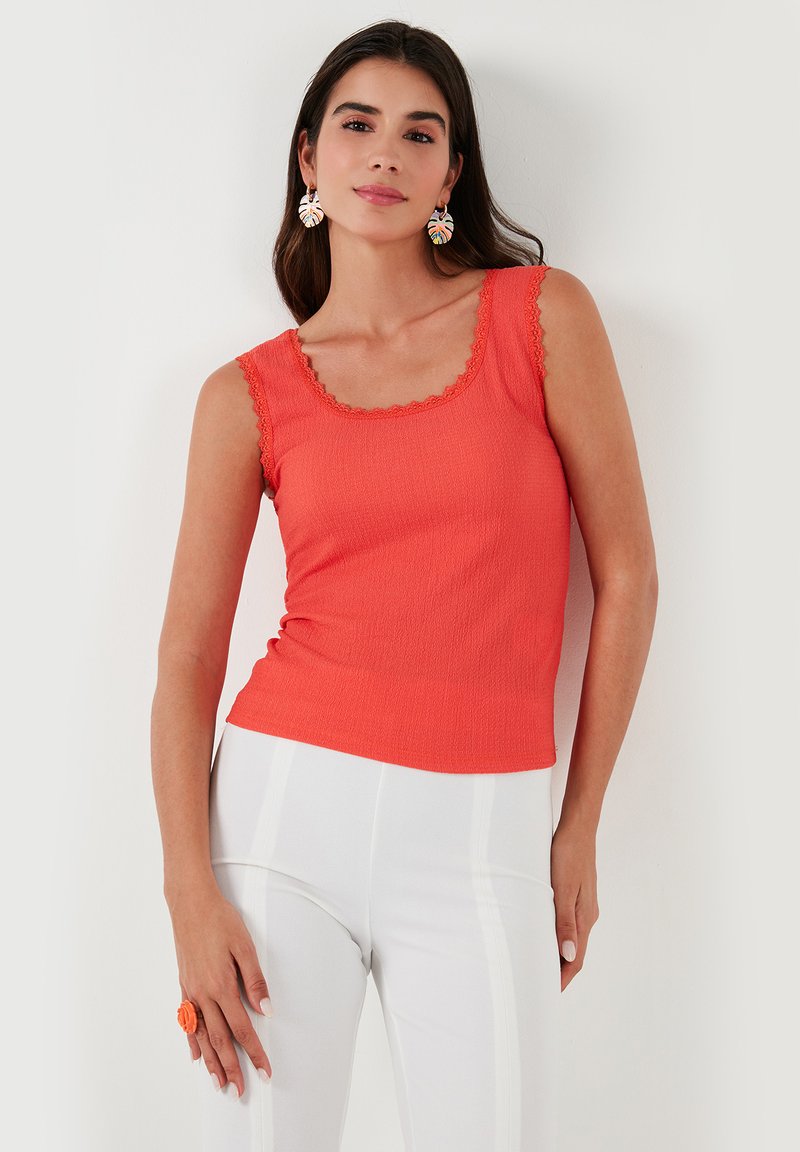 LELA Top - coral