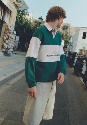 PULL&BEAR, NEWPORT SPORT CLUB PANELLED LONG SLEEVE - POLO SHIRT - Top s dlhým rukávom - mottled green