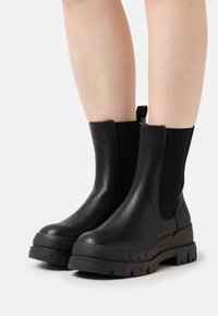Even&Odd Wide Fit Botas - black