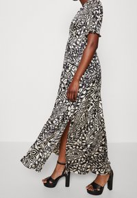 NAF NAF Maxiklänning - black