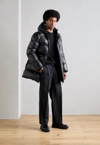 Schott IVAN - Vinterkåpe / -frakk - black