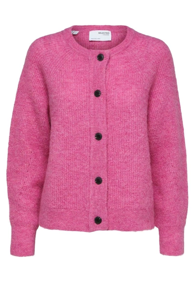 Rosa stickad cardigan med rund hals, långa ärmar och svarta knappstängningar fram. Mjuk textur med en något lös passform.