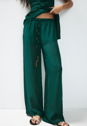 FLOWING - Stoffhose - green