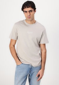TOM TAILOR DENIM TTWAYLEN Relaxed - Jean boyfriend - light stone blue denim