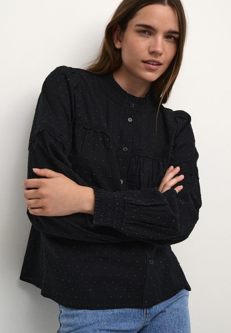 KAFFE KAulla Blouse-Black/Stone Graphic