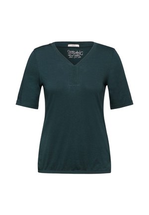 Ciemnozielona krótka koszulka z dekoltem w serek, wykonana z miękkiego materiału, z delikatnym detalem szwu z przodu i przeszywaną krawędzią.
