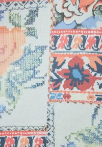 Touché Privé FLORAL - Košeľa - patterned