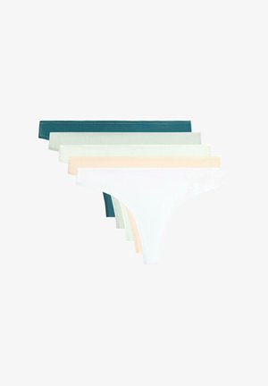 Sei paia di slip perizoma in colori vari: verde scuro, verde menta, verde chiaro, pesca chiaro e bianco, realizzati in un tessuto morbido e elasticizzato.