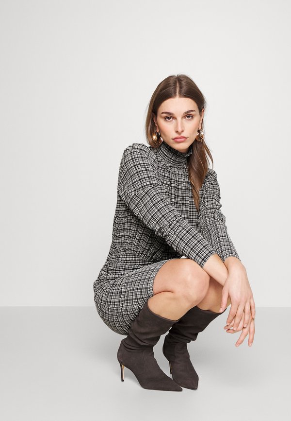 LOUANNA  - Day dress2