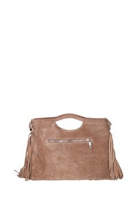 Borsa in suede color marrone chiaro, con manico superiore, tasca frontale con zip e frange decorative sui lati. Tessuto liscio.