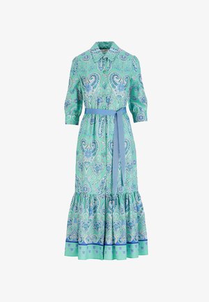 Svetlo modra in zelena cvetlična obleka midi z vzorcem paisley, 3/4 rokavi, nabrani rob, ovratnik in modri pas z vozlom na pasu.