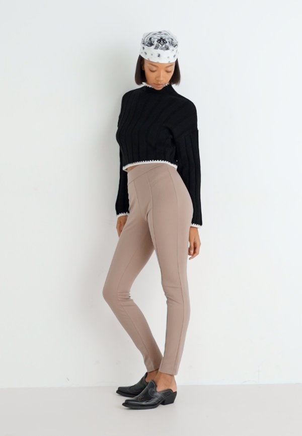 ONLCHICK STITCH HIGHNECK  - Jumper2