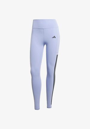 Helle lila Leggings aus dehnbarem Stoff, mit hohem Bund, schwarzen Seitenstreifen und einem kleinen Logo auf dem linken Oberschenkel.