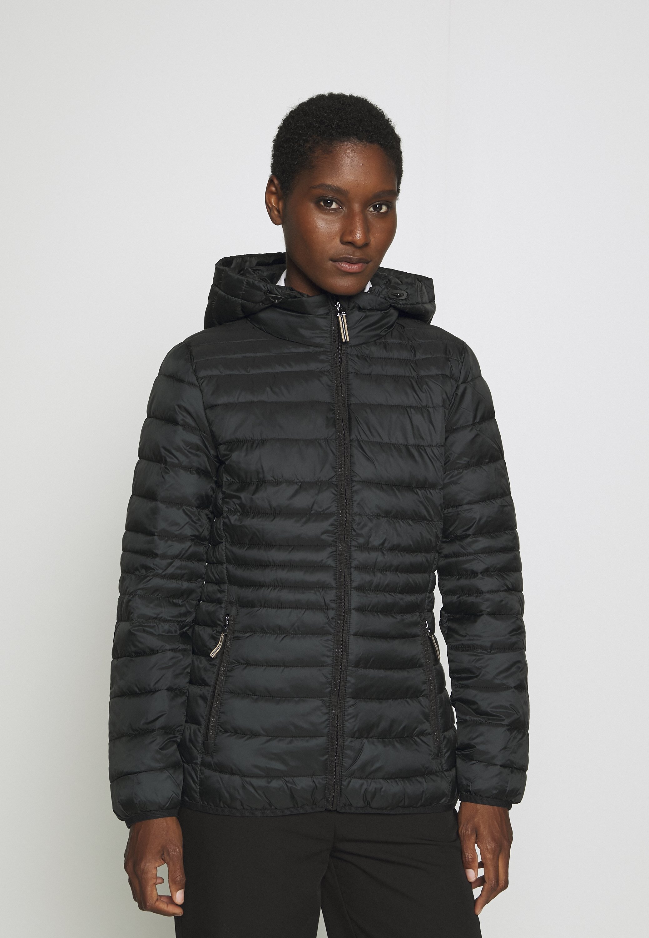 Esprit Jackor Dam . Köp damjackor online på Zalando.se Esprit Dunjackor | Dam | Köp din dunjacka online på Zalando.se
