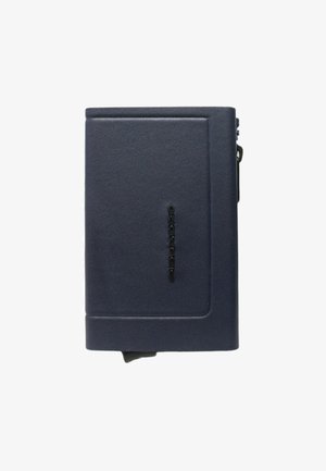 Marineblaue Bi-Fold-Geldbörse aus strukturiertem synthetischem Material mit eingeprägtem Logo, Kartenfächern und kompakter rechteckiger Form.