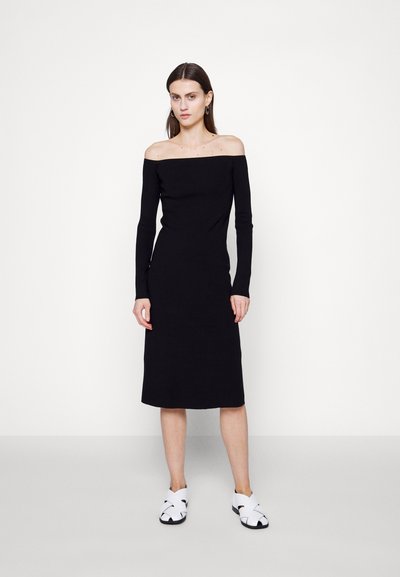 Filippa K OFFSHOULDER DRESS - Φόρεμα σε ίσια γραμμή - black