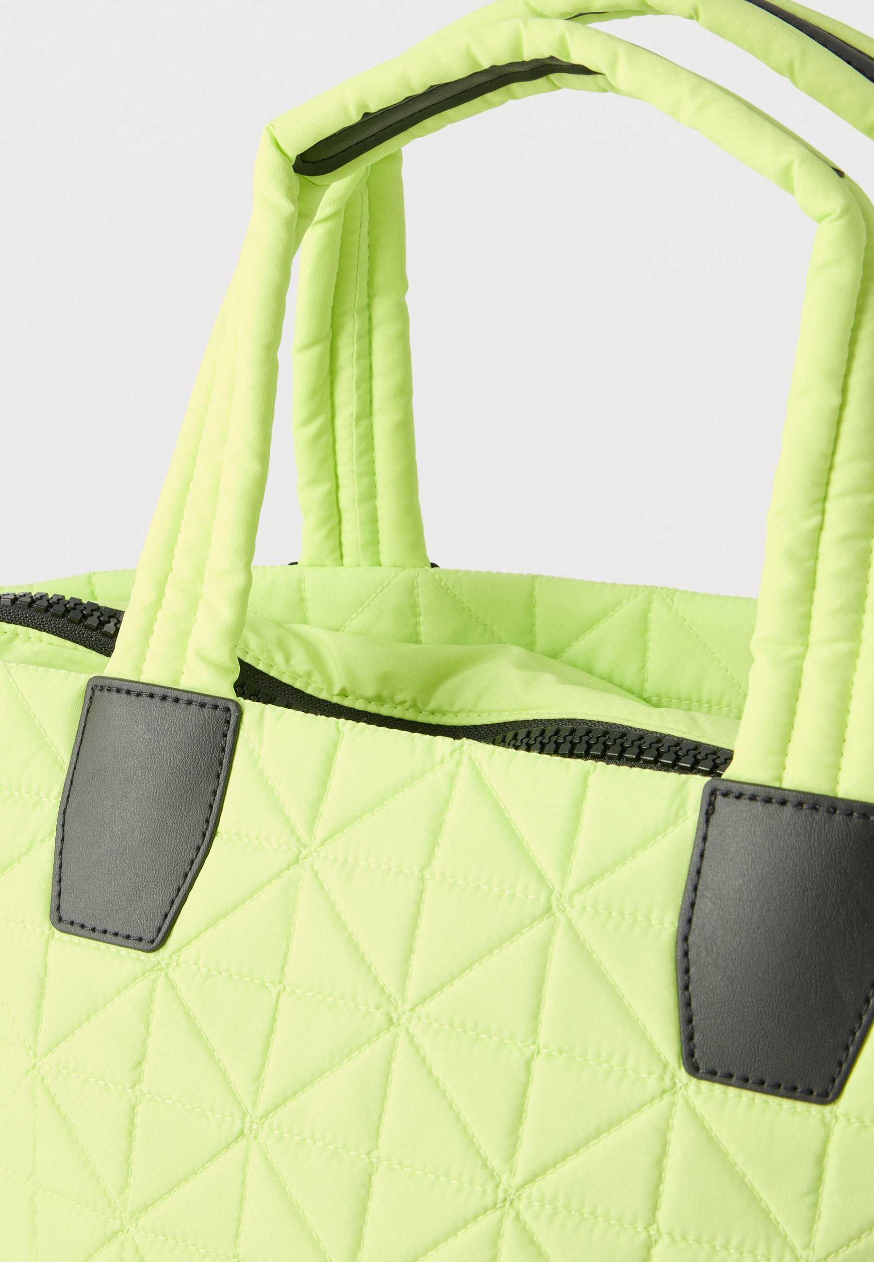 Vee Collective TOTE SMALL - Tote bag - lime light/neon yellow
