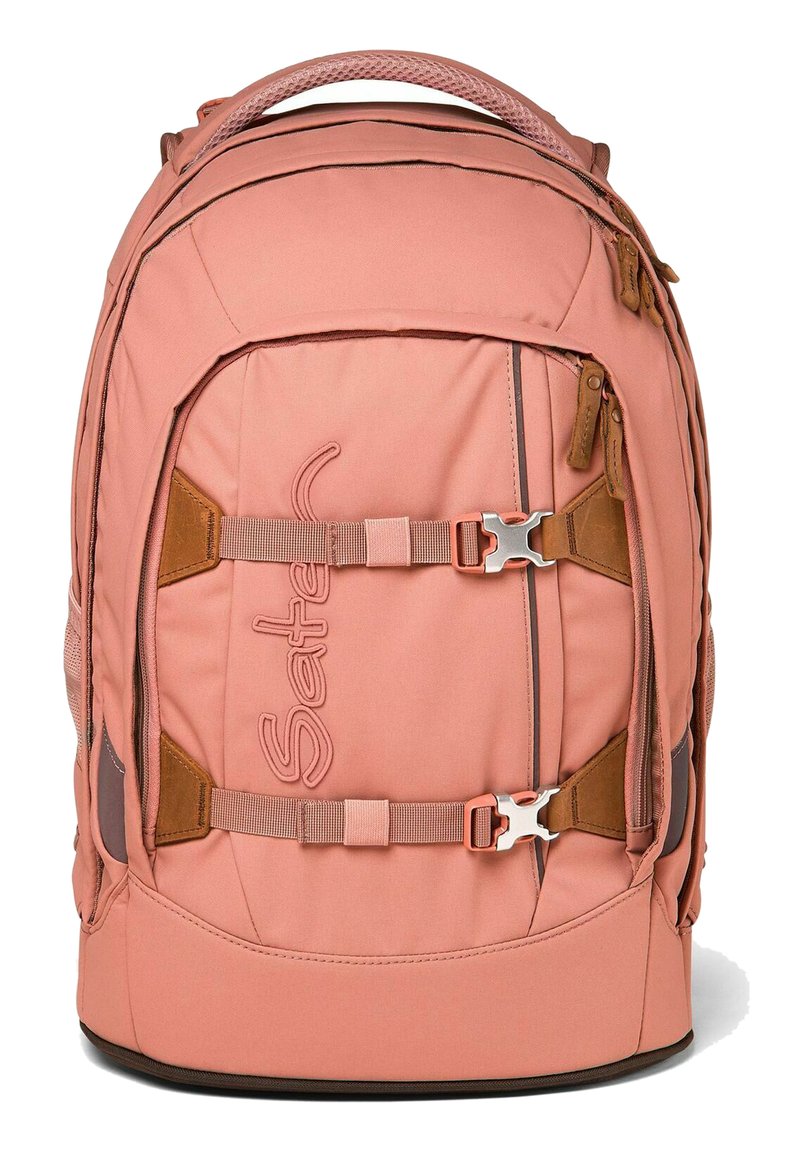 Rosa Stoff-Rucksack mit braunen Akzenten, verstellbaren Trägern und silbernen Beschlägen. Verfügt über ein Reißverschluss-Hauptfach und Seitentaschen.