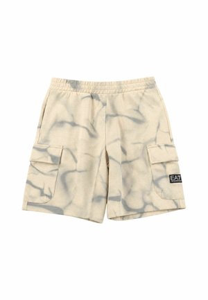 Pantaloncini cargo beige con motivo tie-dye grigio, vita elastica, tasche laterali e patch logo nero EA7 Emporio Armani sulla tasca destra.