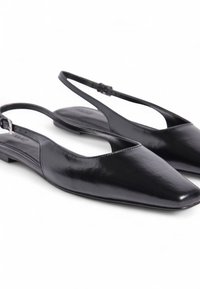 Mustad nahast slingback kingad terava ninaga, kitsa pahklahaga ja siledat tekstuuri. Minimalistlik disain ja stiilne siluett.