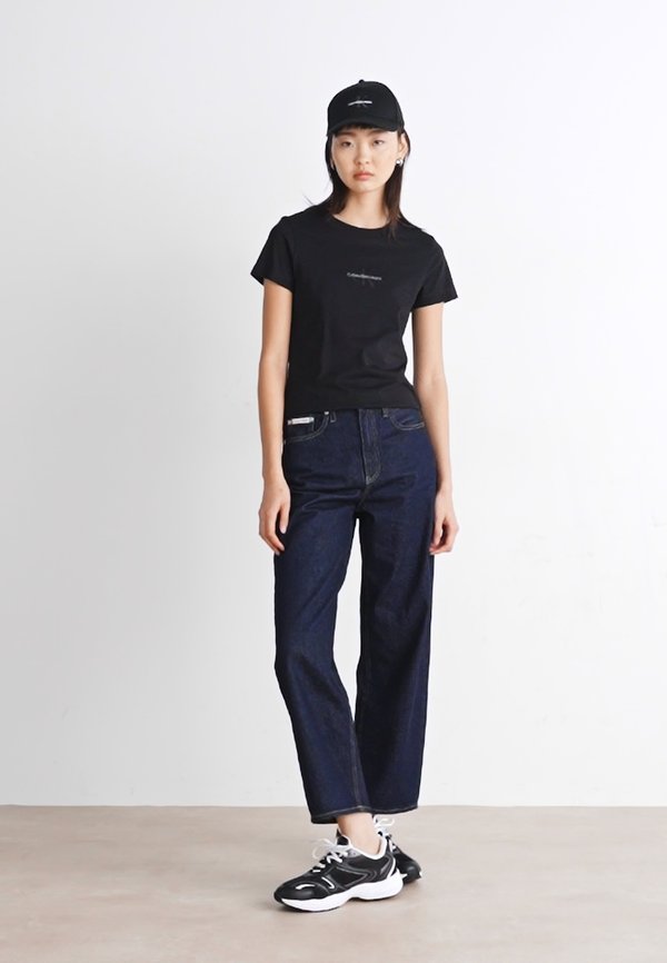 MONOLOGO SLIM TEE - Basic T-shirt2