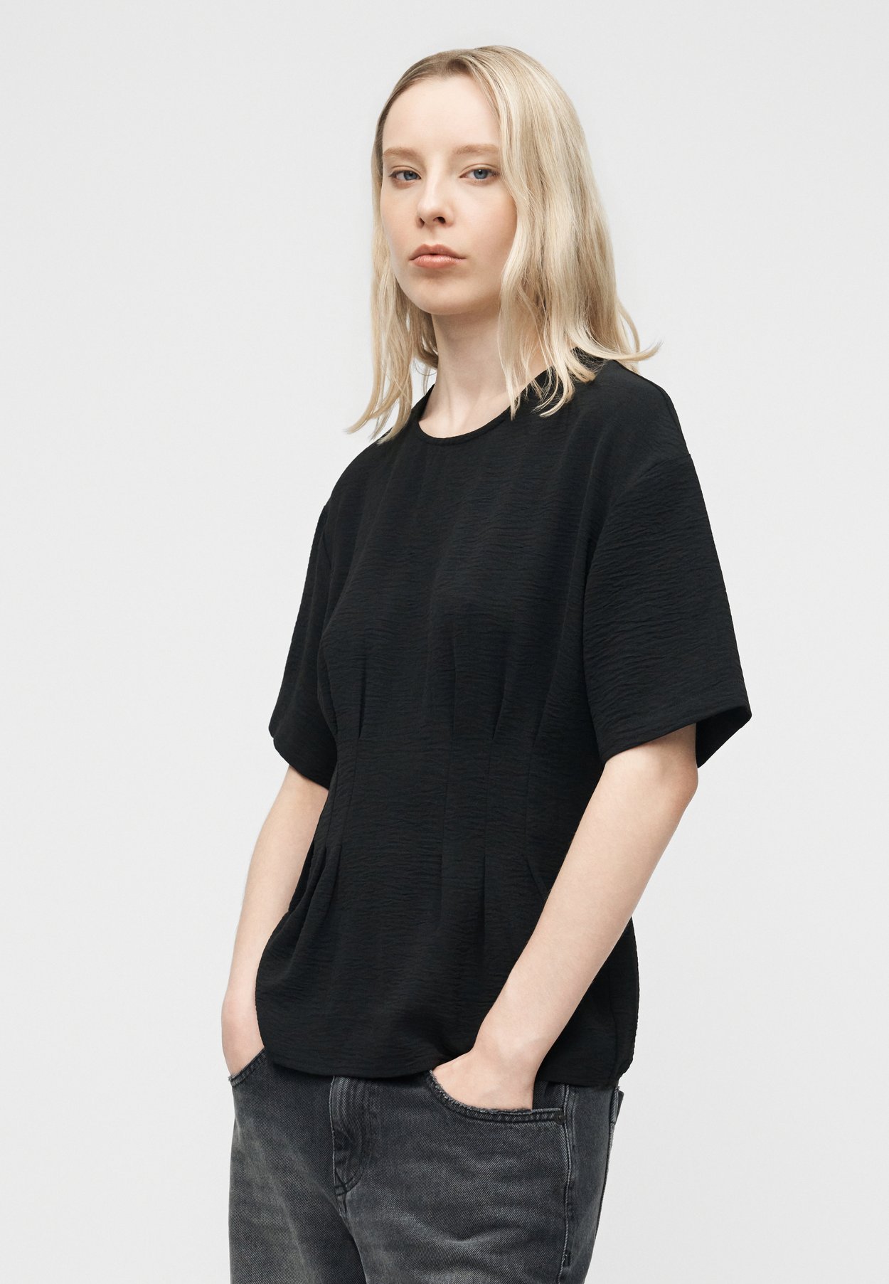 ONLETURA METTE O NECK