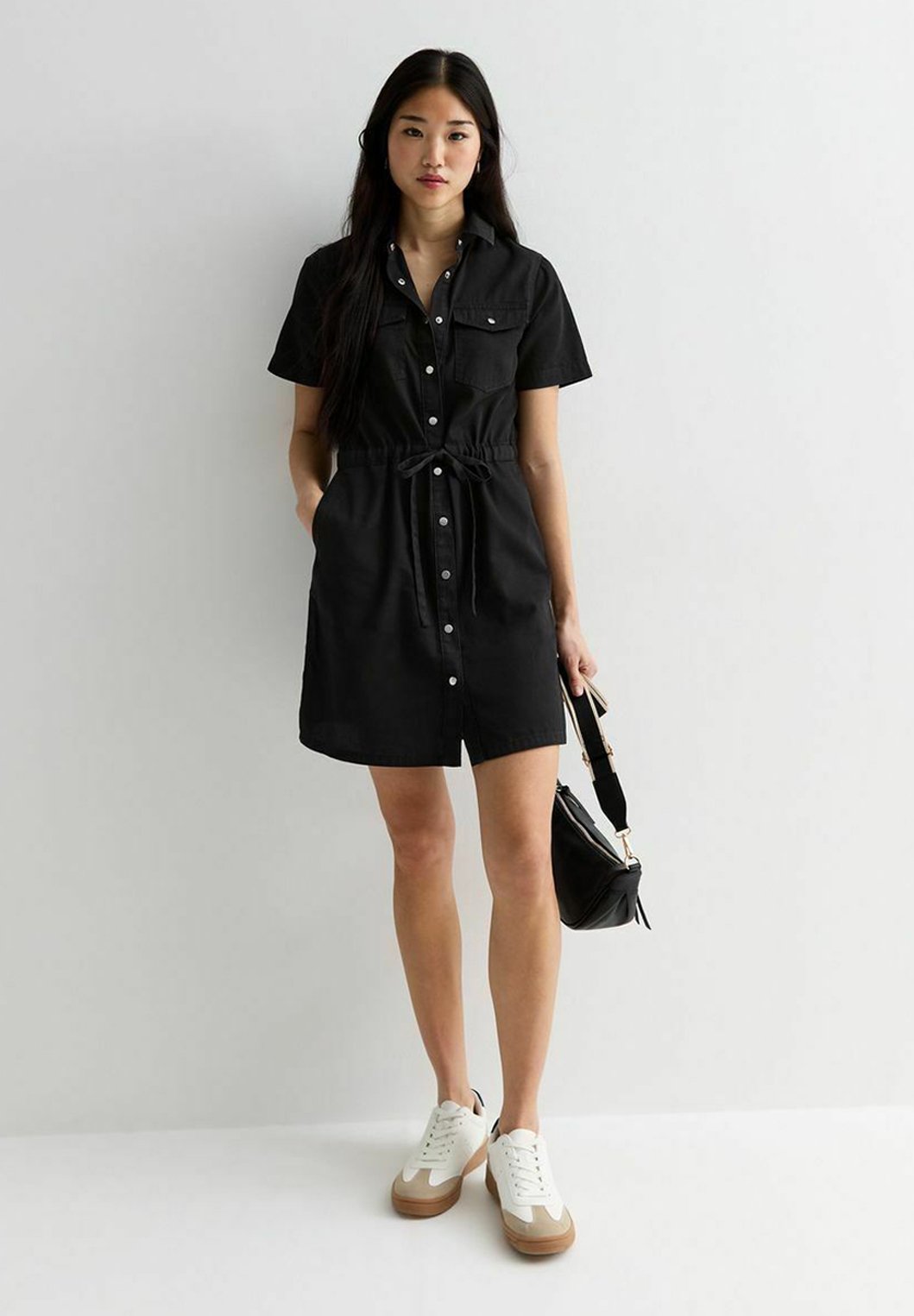 New Look DRAWSTRING SHORT SLEEVE Shirt dress black Zalando