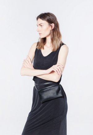 BALAGAN SHUK - Pochette - black