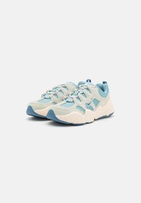 Nike Sportswear TECH HERA - Sportbačiai - mica blue/aegean storm/sea glass/guava ice