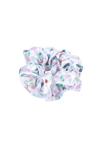 Scrunchie aus weißem Stoff mit bunten tropischen und Disney inspirierten Mustern, mit Rüschen und einer weichen, glatten Textur.