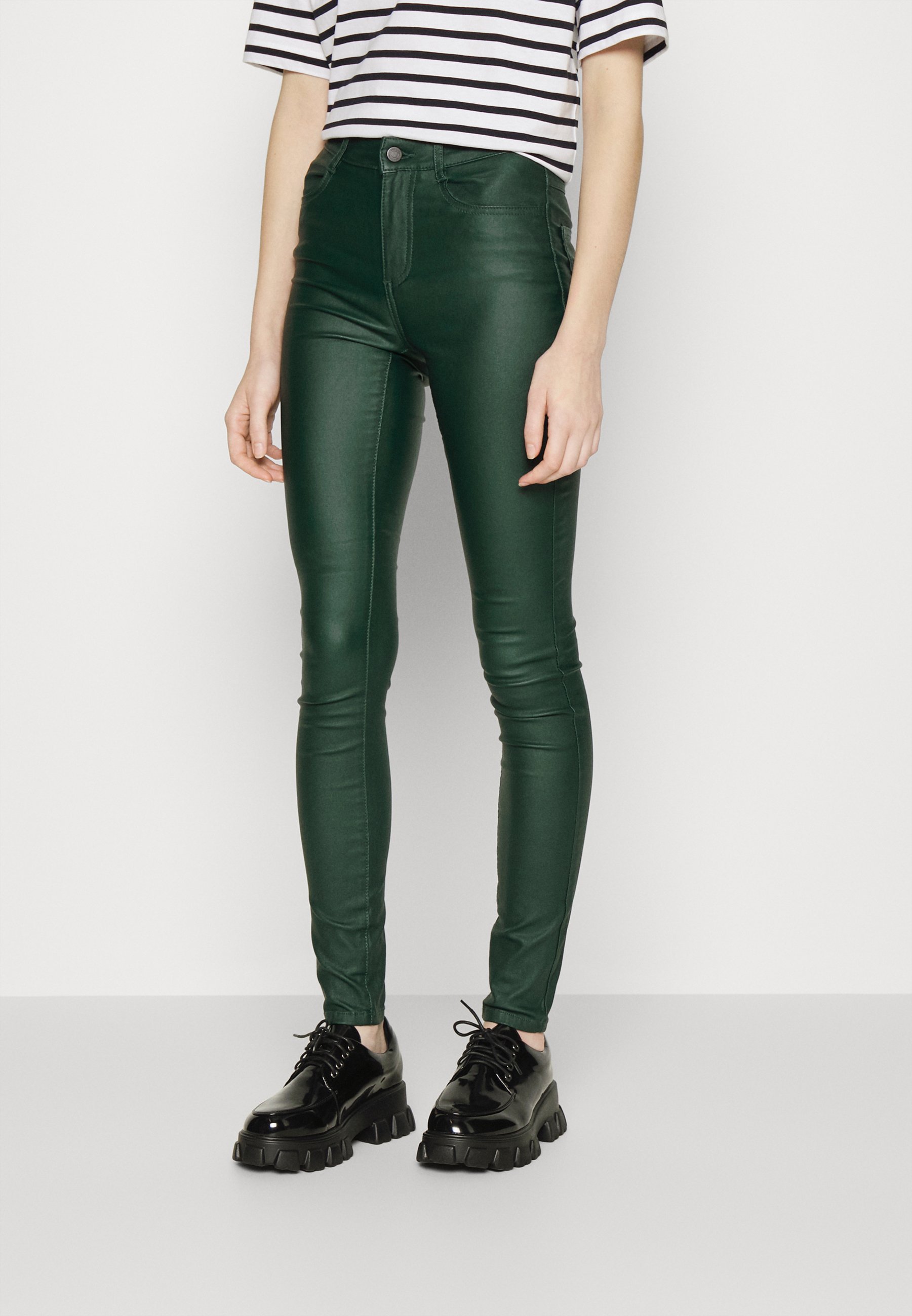 Vila VICOMMIT COATED NEW PANT - Jeans 