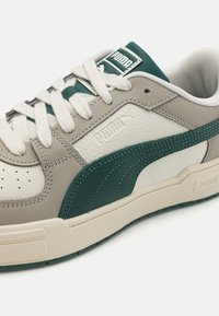 Thumbnail Image 6
