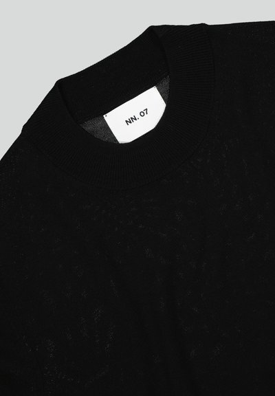 NN.07 MARTIN - Strickpullover - black
