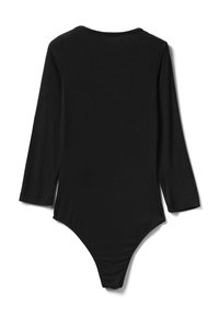 Černý bodysuit s dlouhým rukávem vyrobený z žebrované látky, který má kulatý výstřih, boční rozparky a spodní část ve střihu tanga. Hladká textura, minimalistický design.