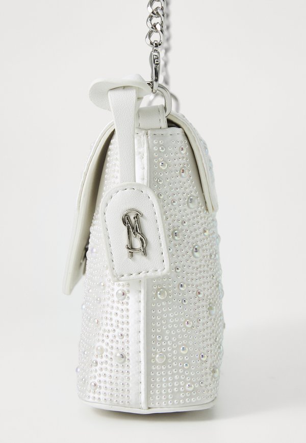 BREEM - Cross body bag3